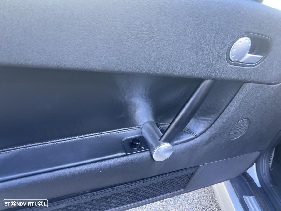 Audi TT Roadster 1.8 T - 19