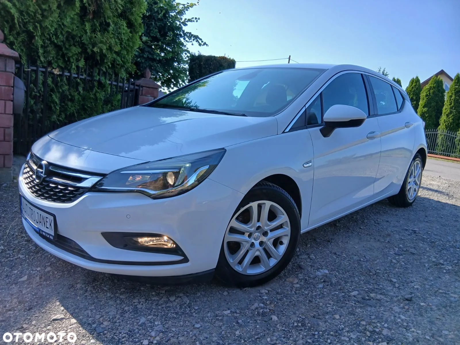 Opel Astra 1.6 D (CDTI) Edition - 11