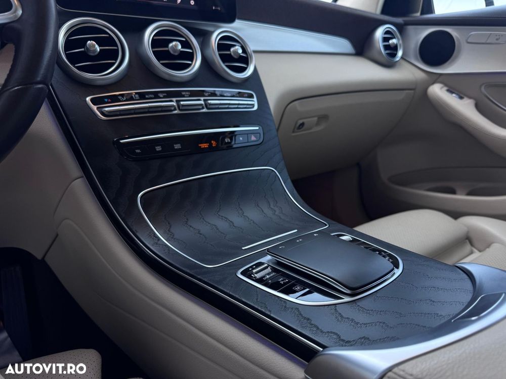 Mercedes-Benz GLC - 15