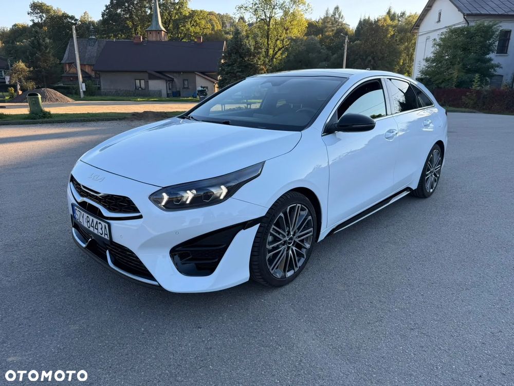 Kia Procee'd