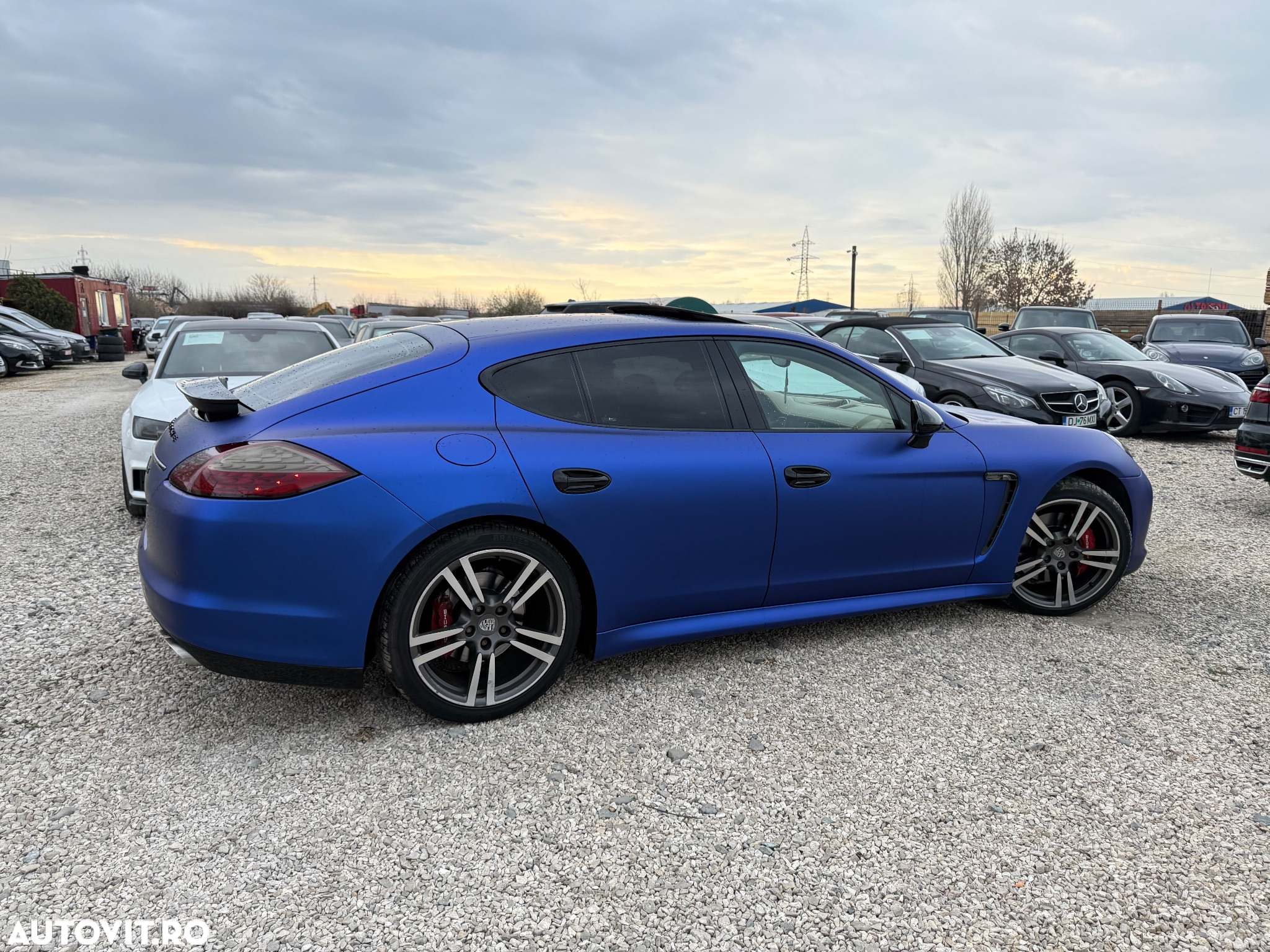 Porsche Panamera 4 PDK Platinum Edition - 17