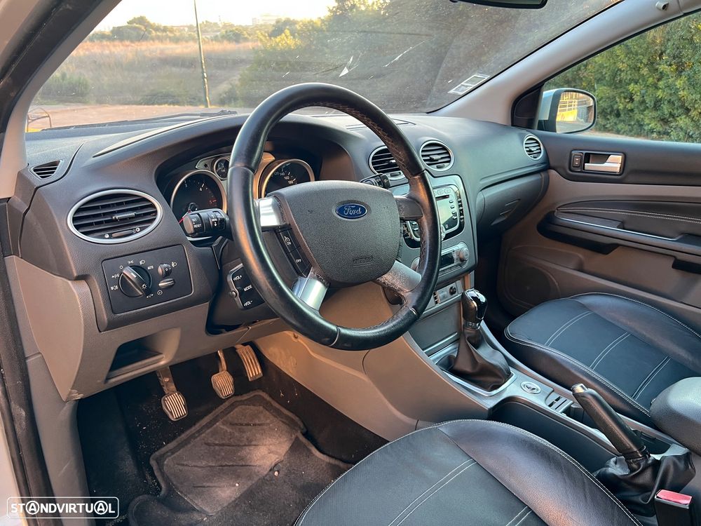 Ford Focus SW 1.6 TDCi Titanium - 9