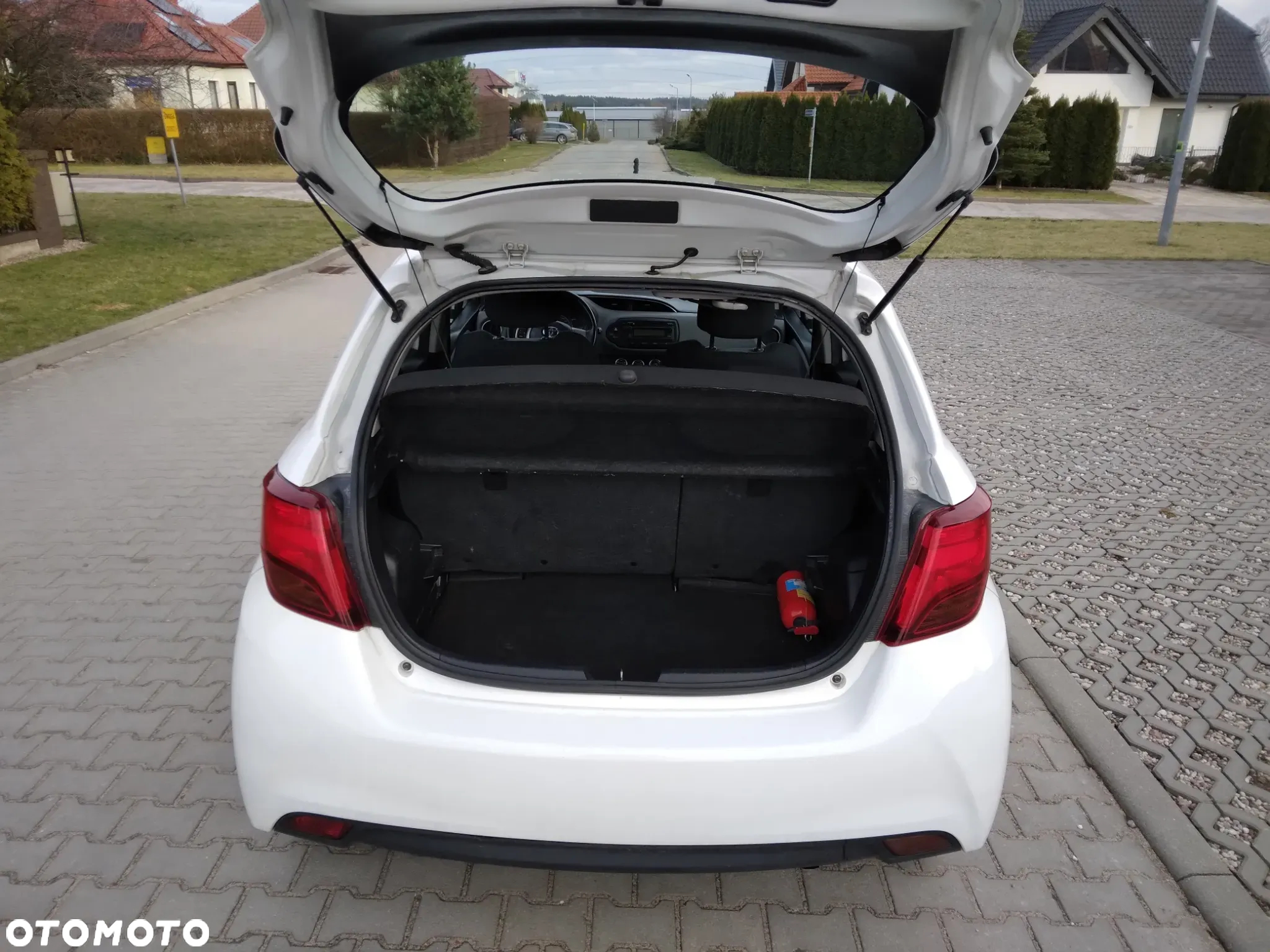 Toyota Yaris 1.0 Active - 13