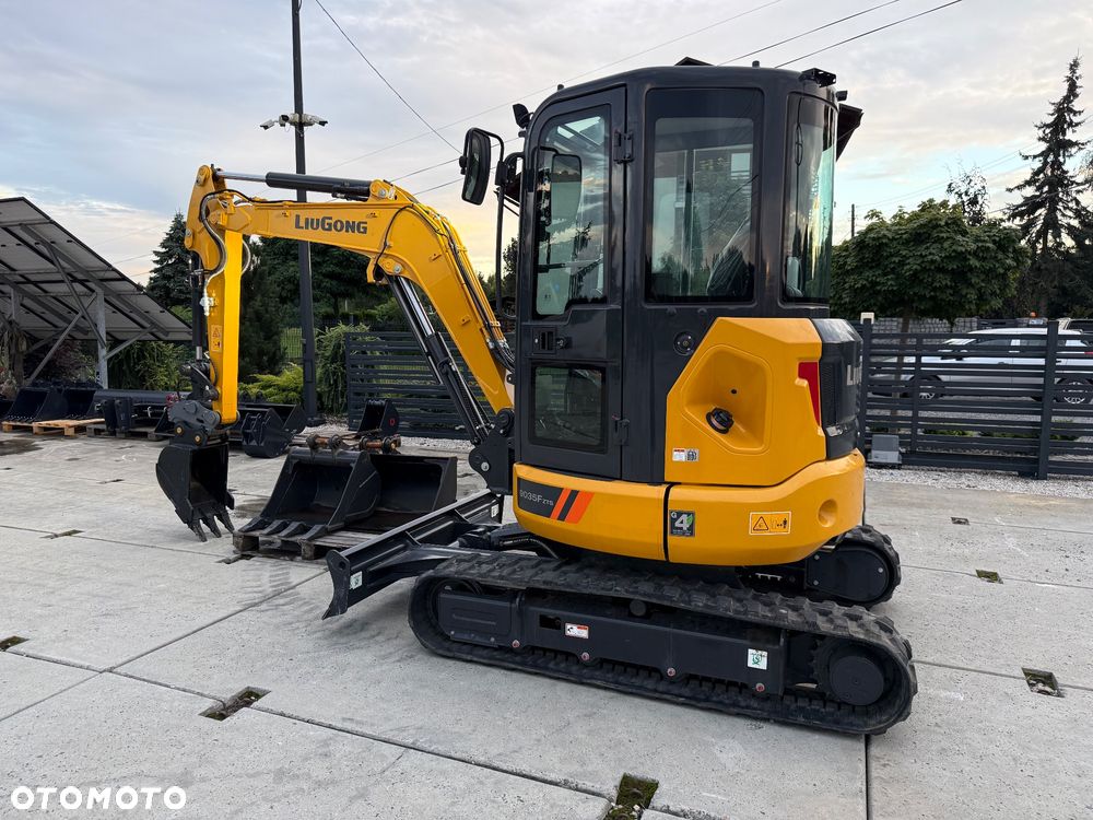 Liu Gong 9035F - 4