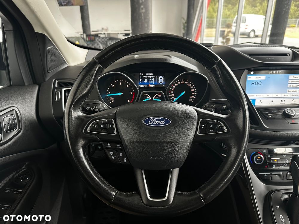 Ford Kuga - 26