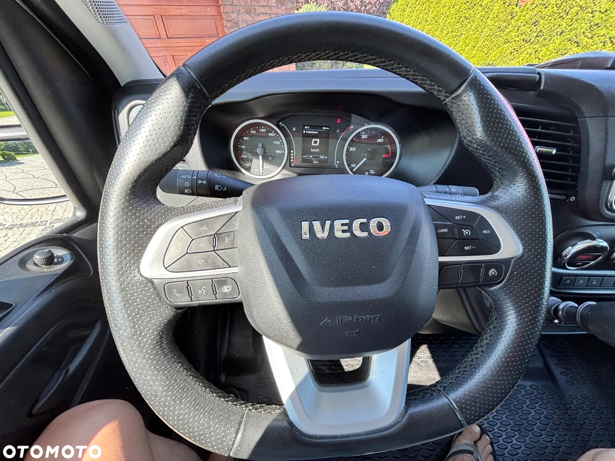 Iveco 35S16 - 17