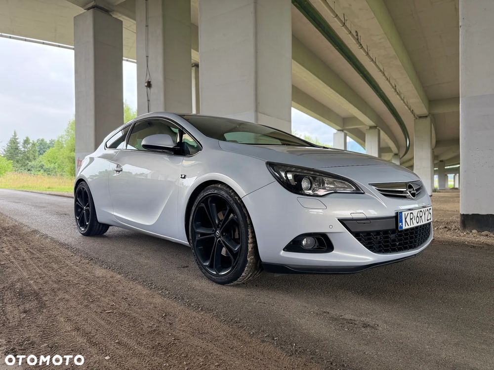Opel Astra GTC 2.0 CDTI ecoFLEX Start/Stop - 4