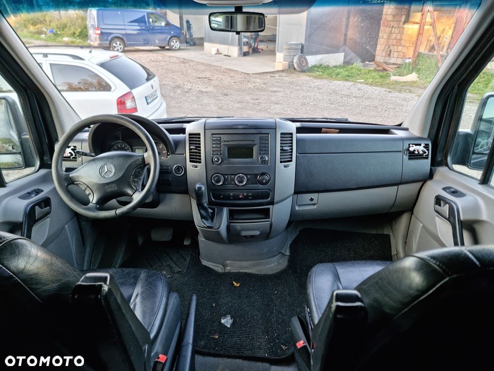 Mercedes-Benz Sprinter - 6