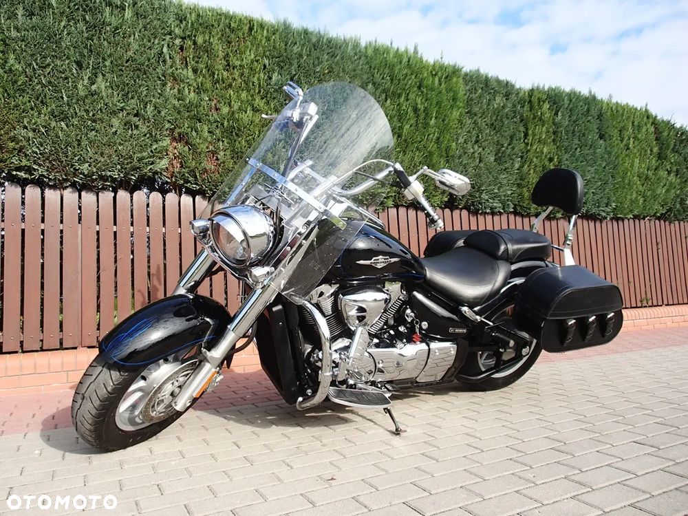 Suzuki Boulevard - 2