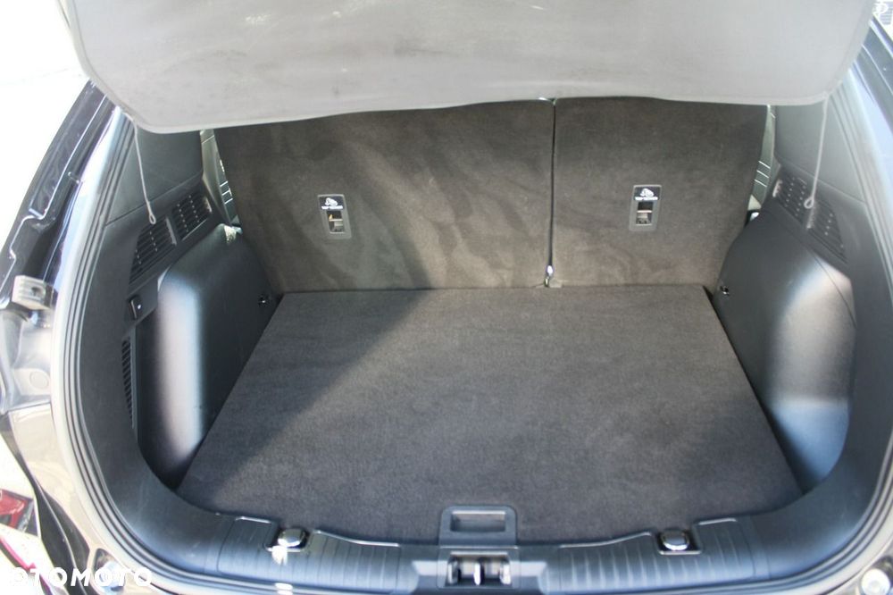Ford Kuga - 13