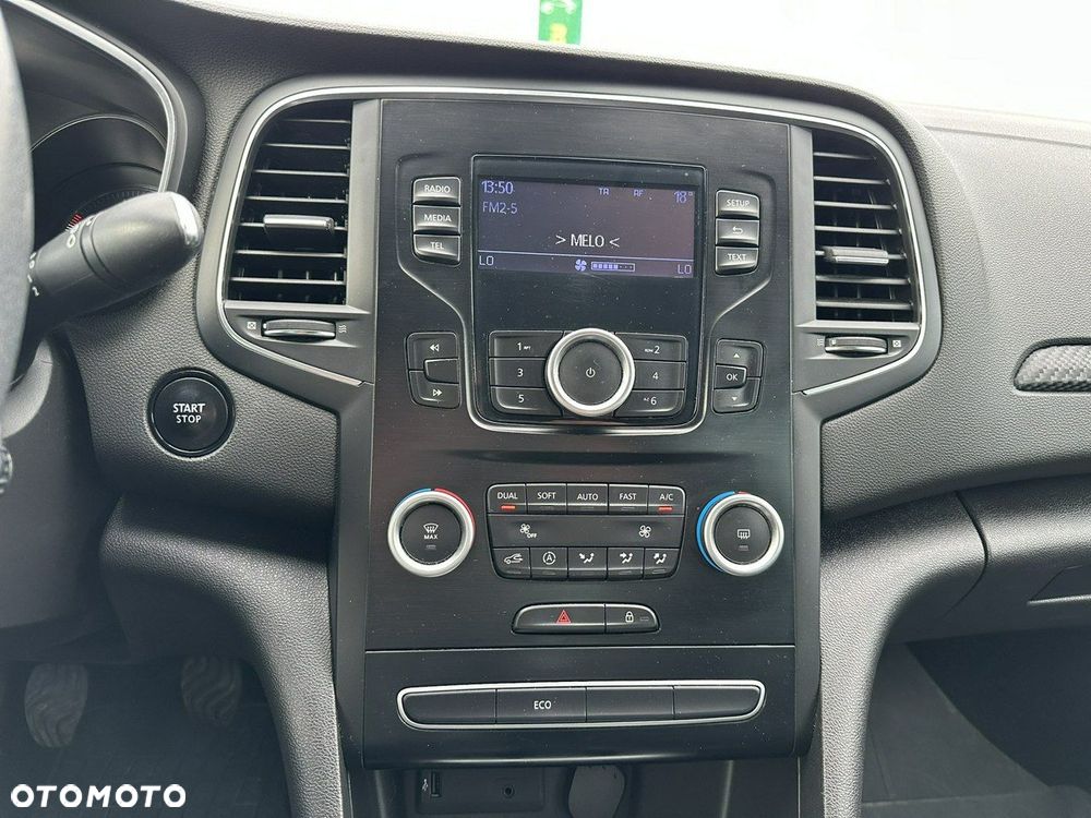 Renault Megane 1.6 SCe Limited - 20