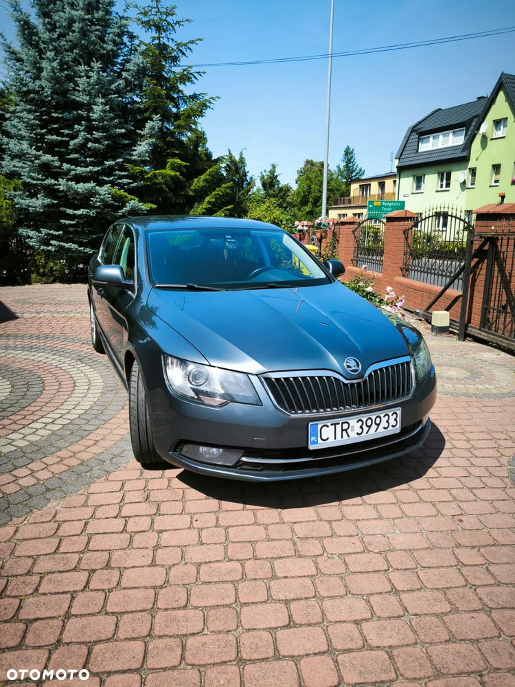 Skoda Superb 2.0 TDI 4x4 Elegance - 7