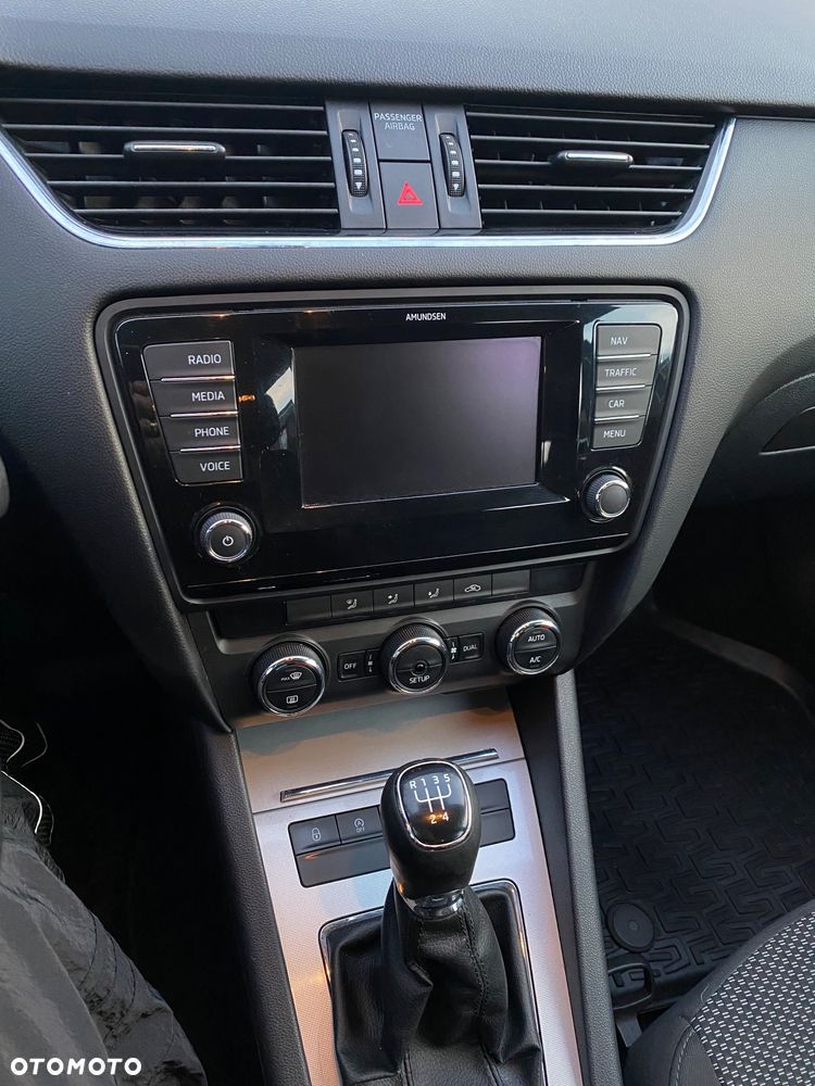 Skoda Octavia 1.6 TDI Ambition - 16
