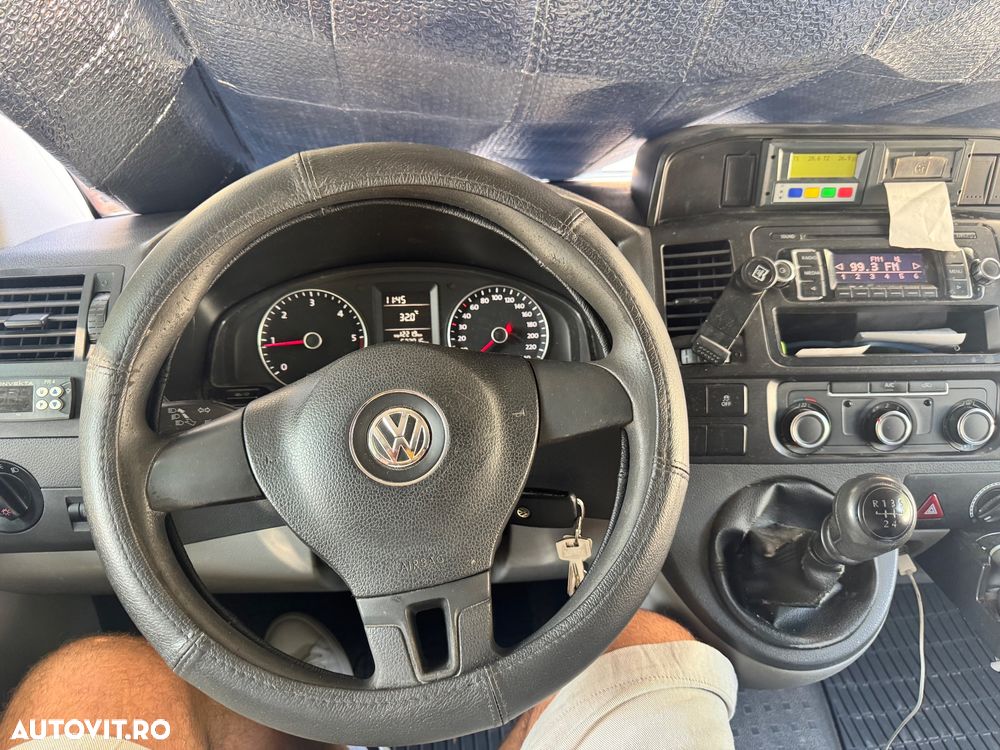 Volkswagen Transporter - 7