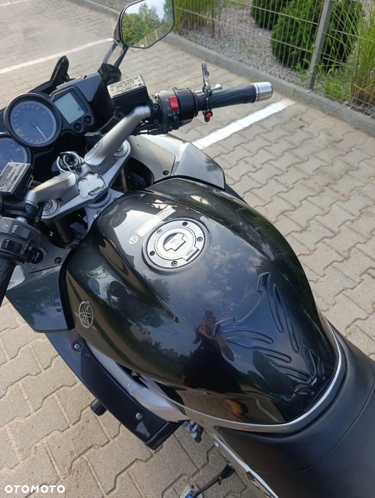 Yamaha FJR - 6