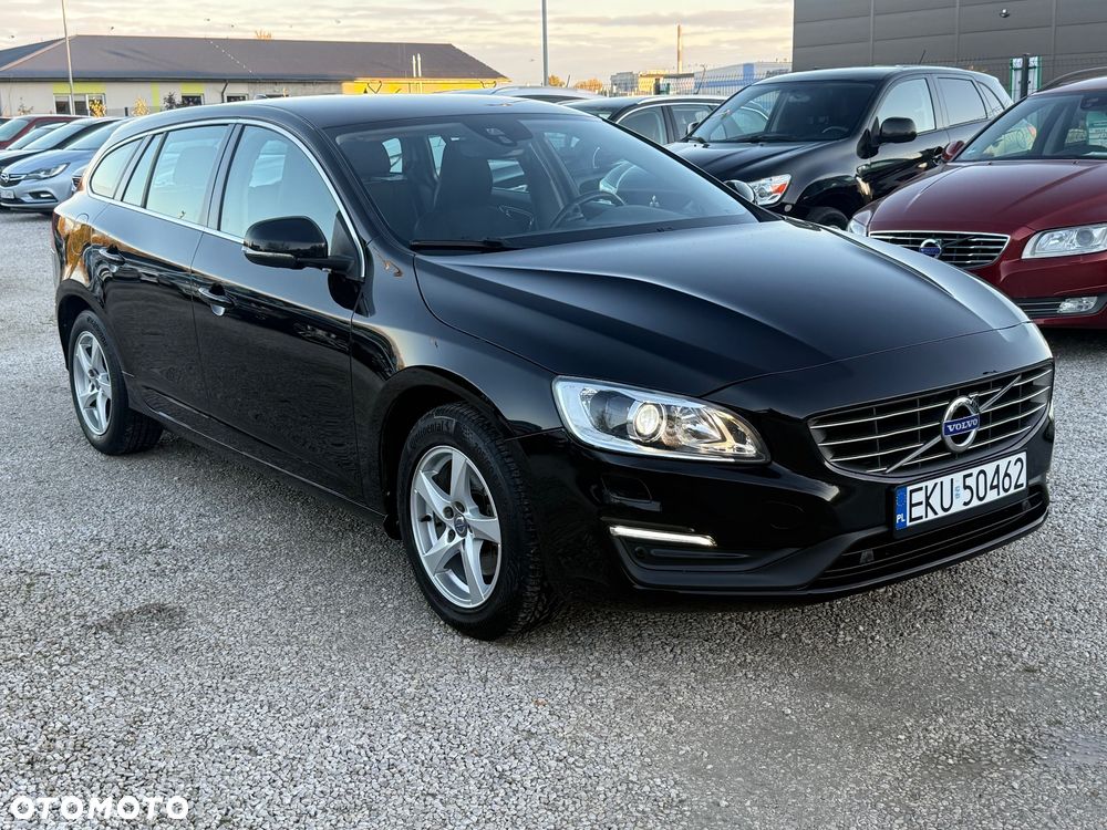 Volvo V60 D2 Summum - 17