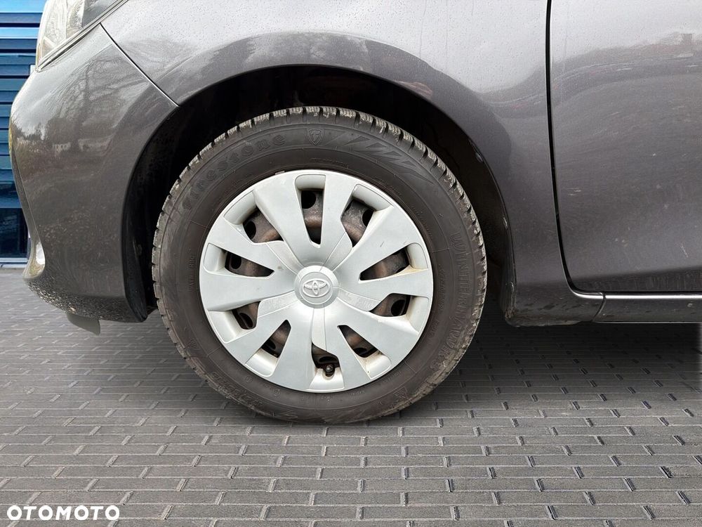 Toyota Yaris - 16