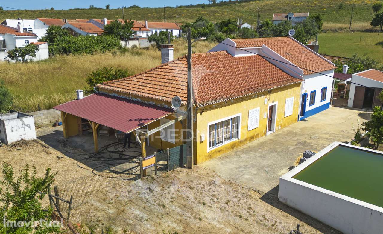 Quinta em São Teotónio, a 7 Km da praia da Zambujeira - Grande imagem: 2/23