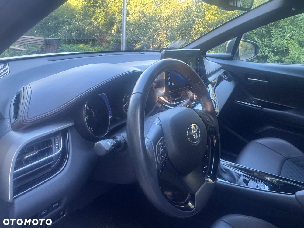 Toyota C-HR 1.8 Hybrid GPF Executive - 16