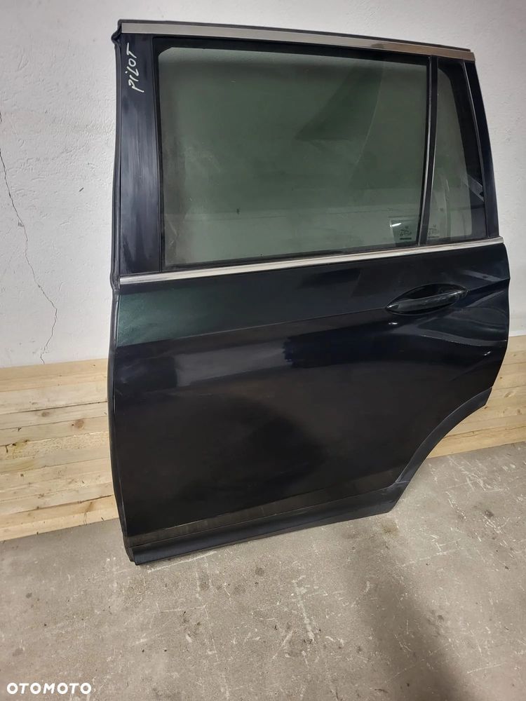 Honda pilot 2017rok drzwi tyl lewe kompletne