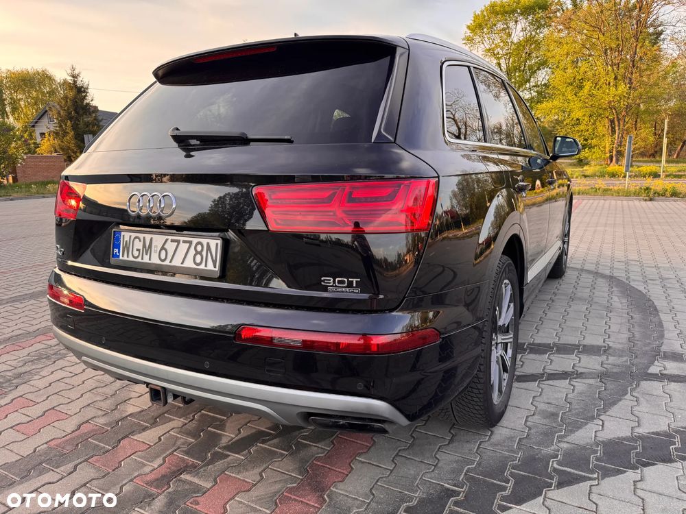 Audi Q7 - 7
