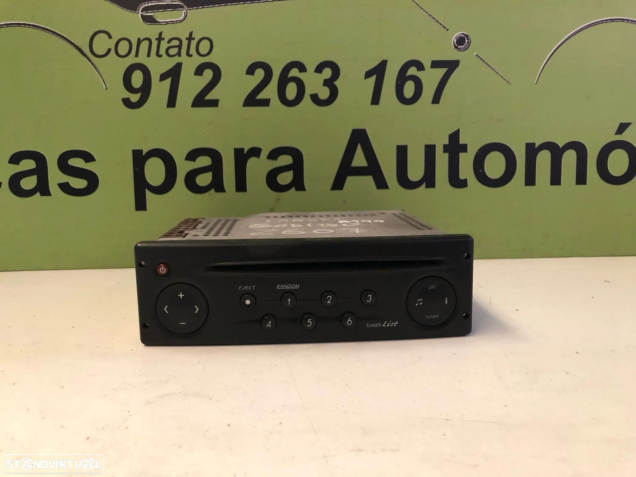 RENAULT LAGUNA II AUTO RADIO CD - R144 - 1