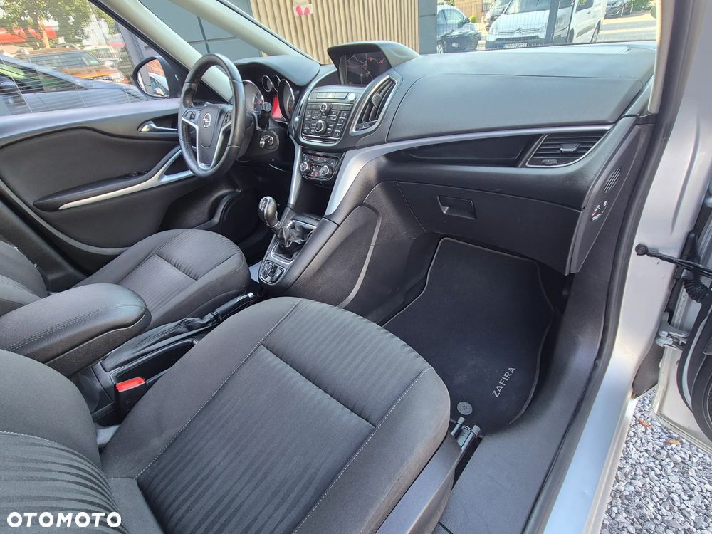 Opel Zafira Tourer 1.4 Turbo Business Innovation - 33