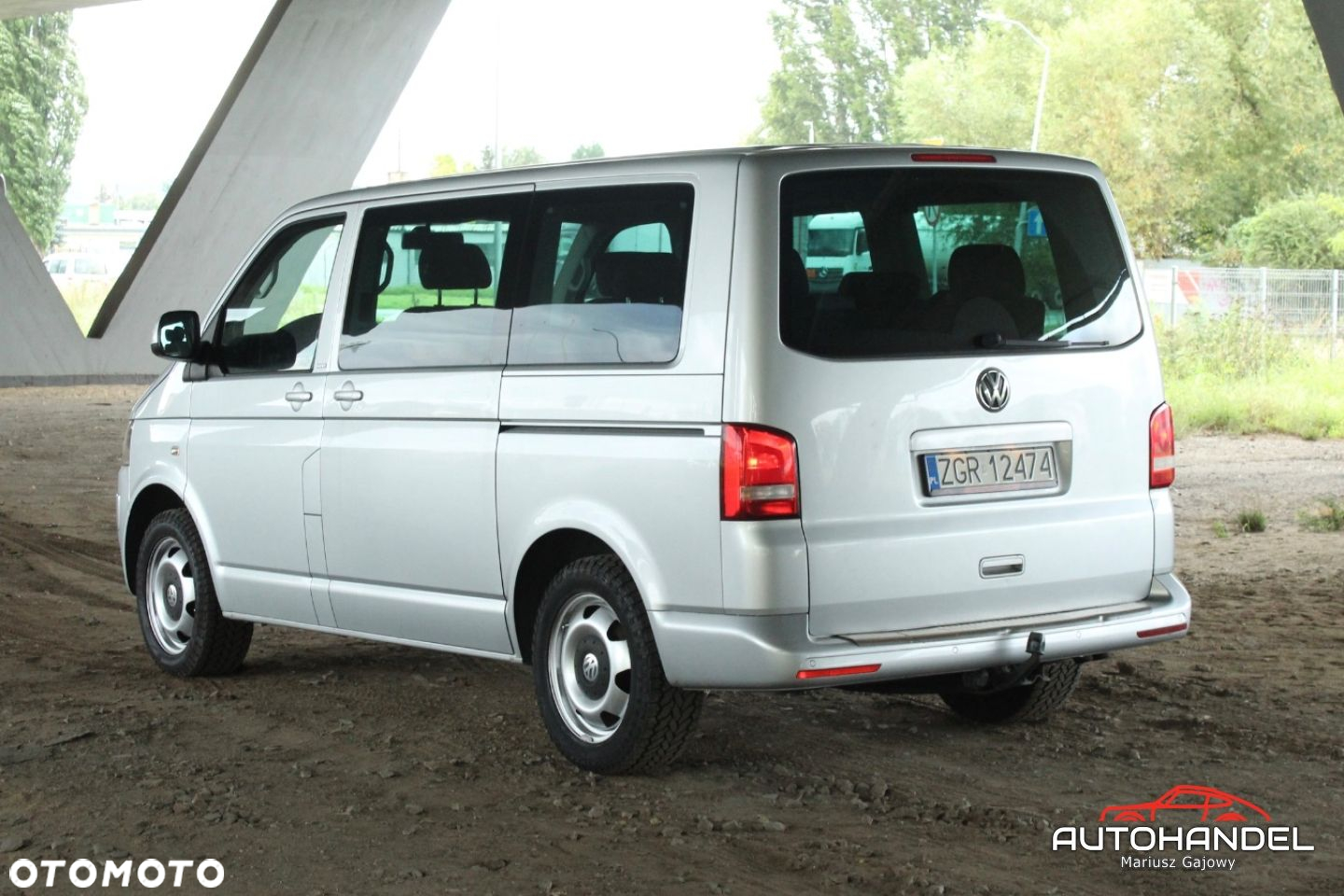 Volkswagen Multivan - 4