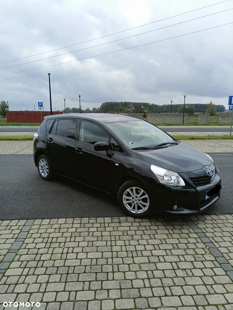 Toyota Verso 2010 photo 4