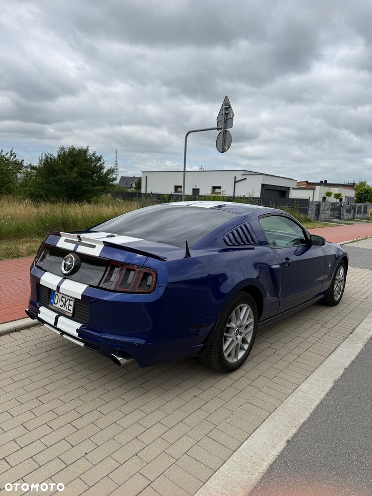 Ford Mustang 3.7 V6 Premium - 5
