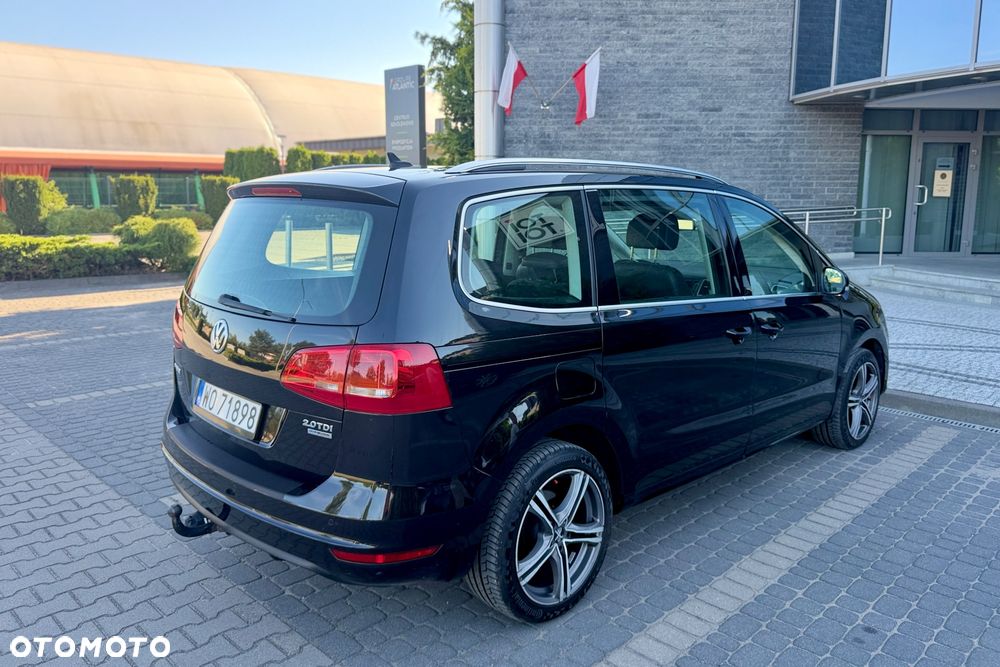 Volkswagen Sharan 2.0 TDI Highline DSG - 4