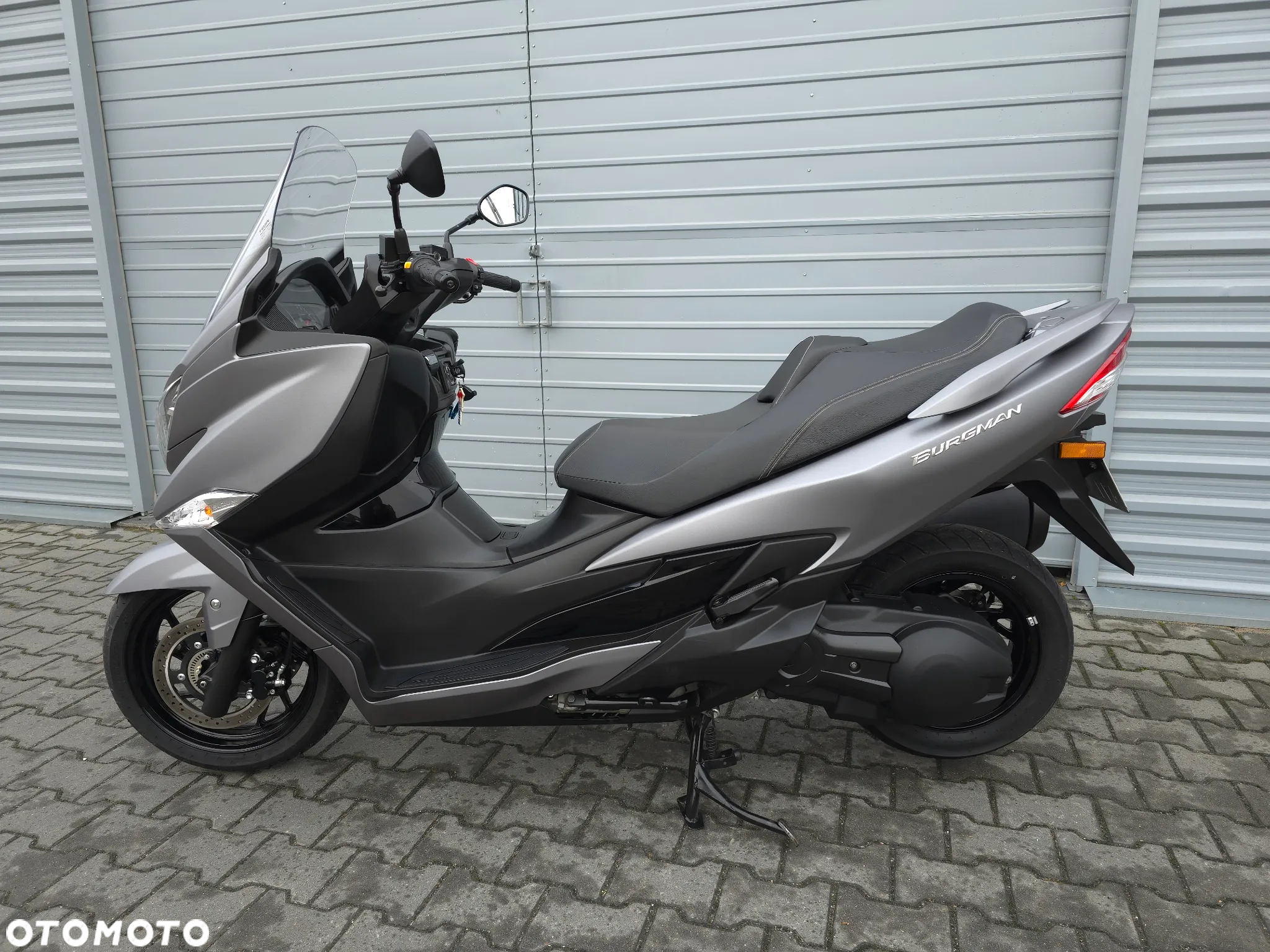 Suzuki Burgman - 14