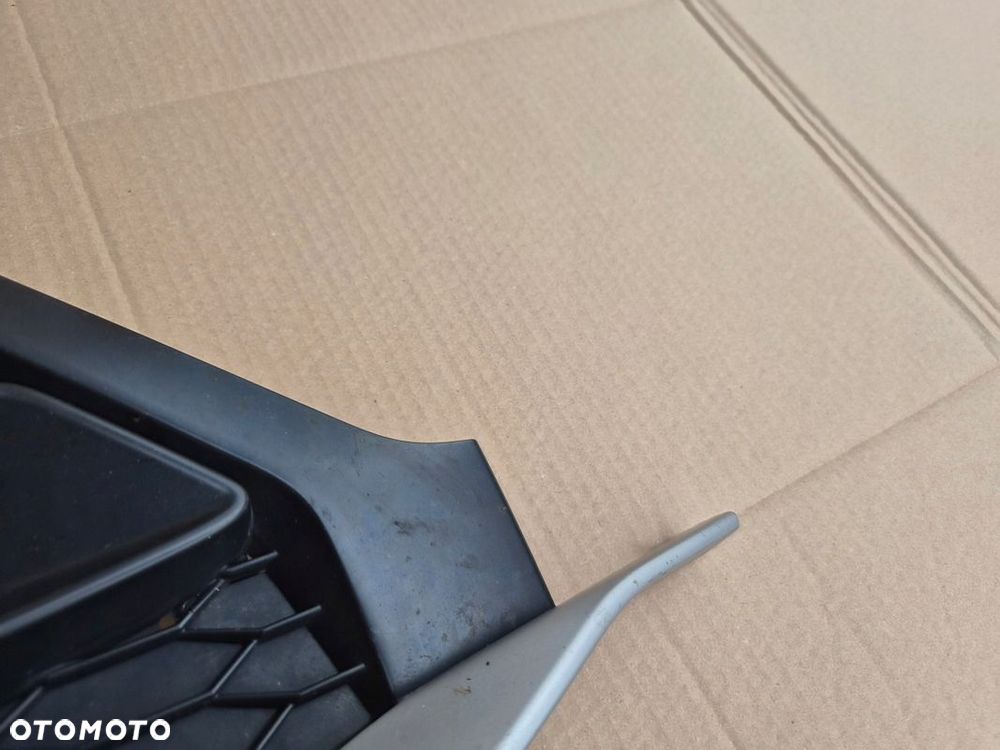 KRATKA ZDERZAKA PRZEDNIEGO AUDI Q2 81A S LINE ORYGINAŁ