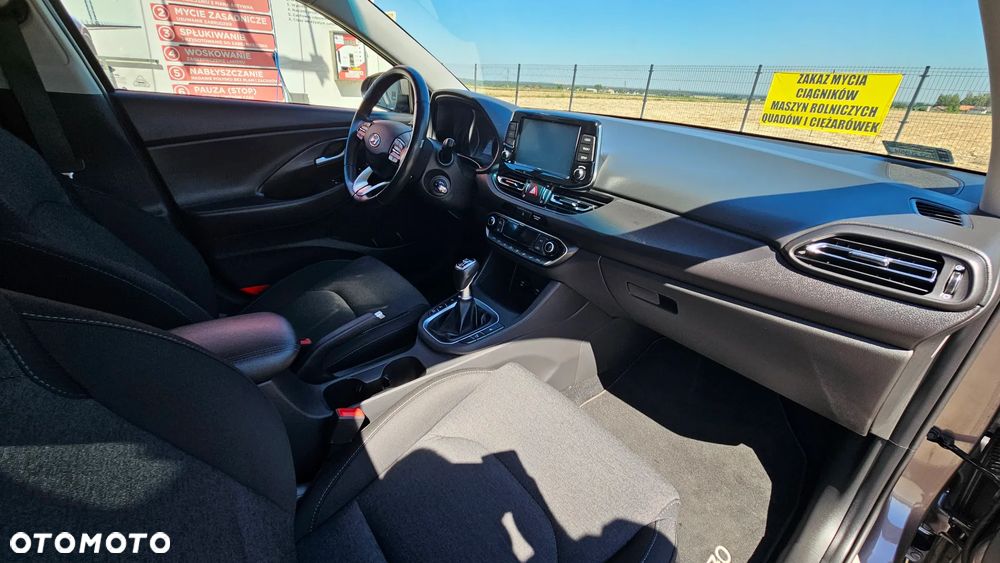 Hyundai i30 1.5 T-GDI 48V Comfort - 12