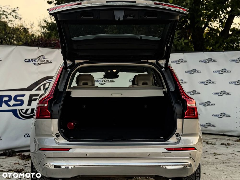 Volvo XC 60 T6 Plug-In Hybrid AWD Inscription - 8
