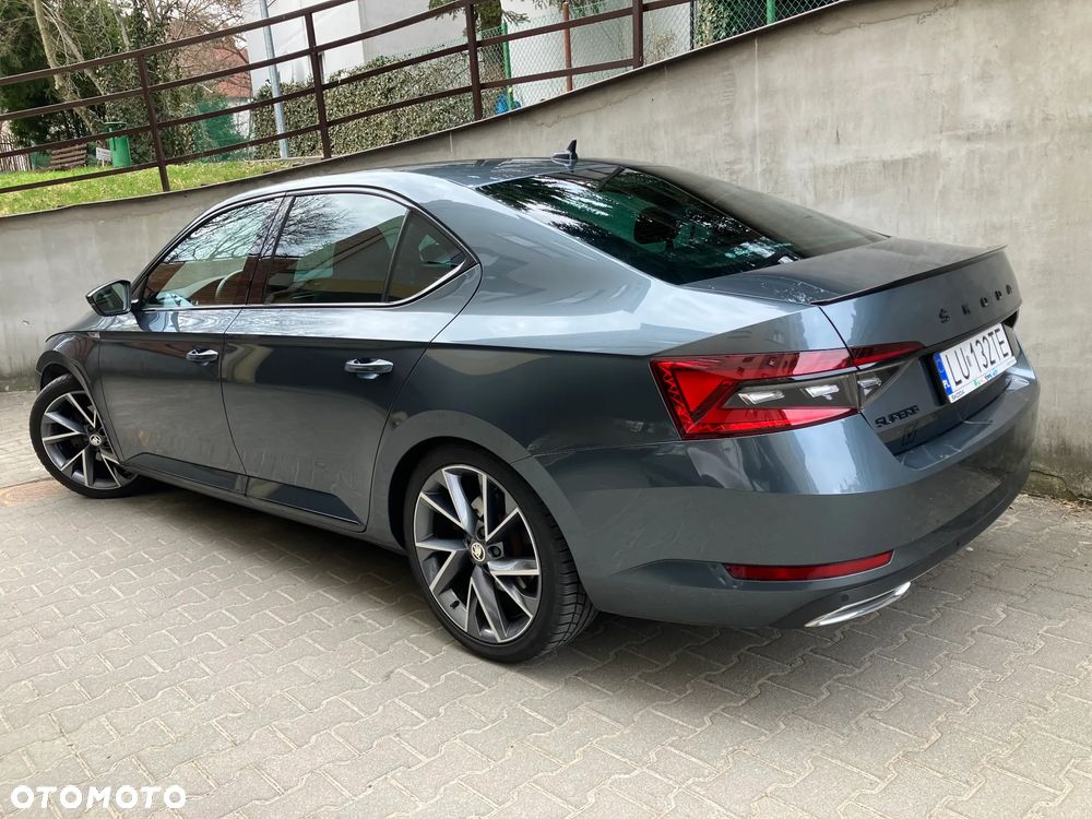 Skoda Superb 2.0 TDI SCR Sportline DSG - 5