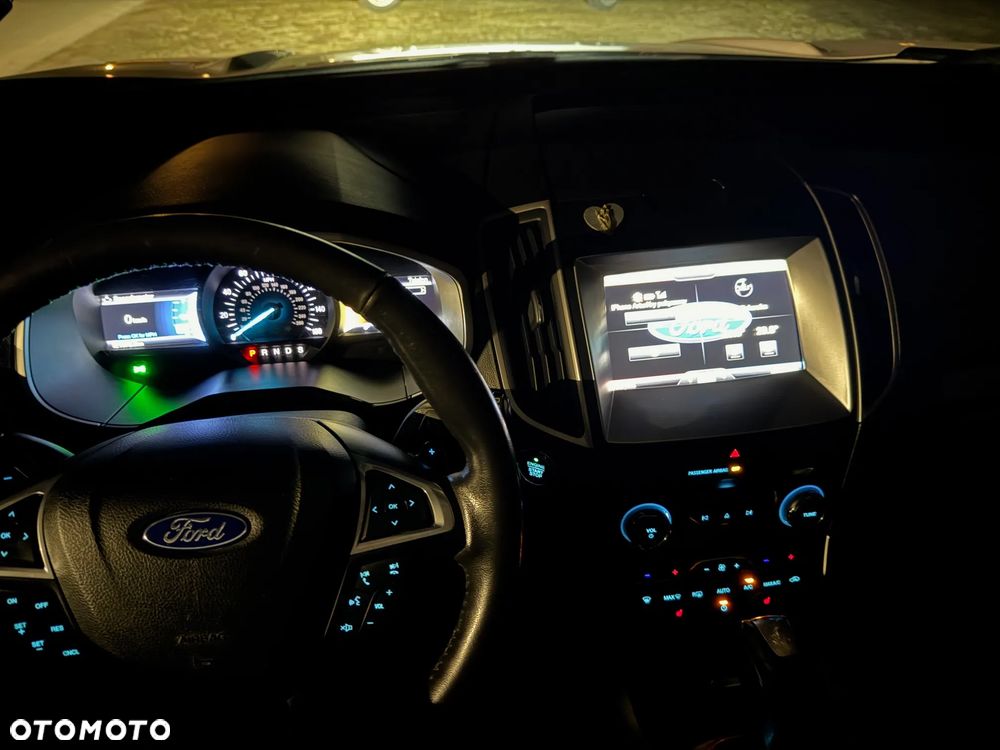 Ford Edge - 13