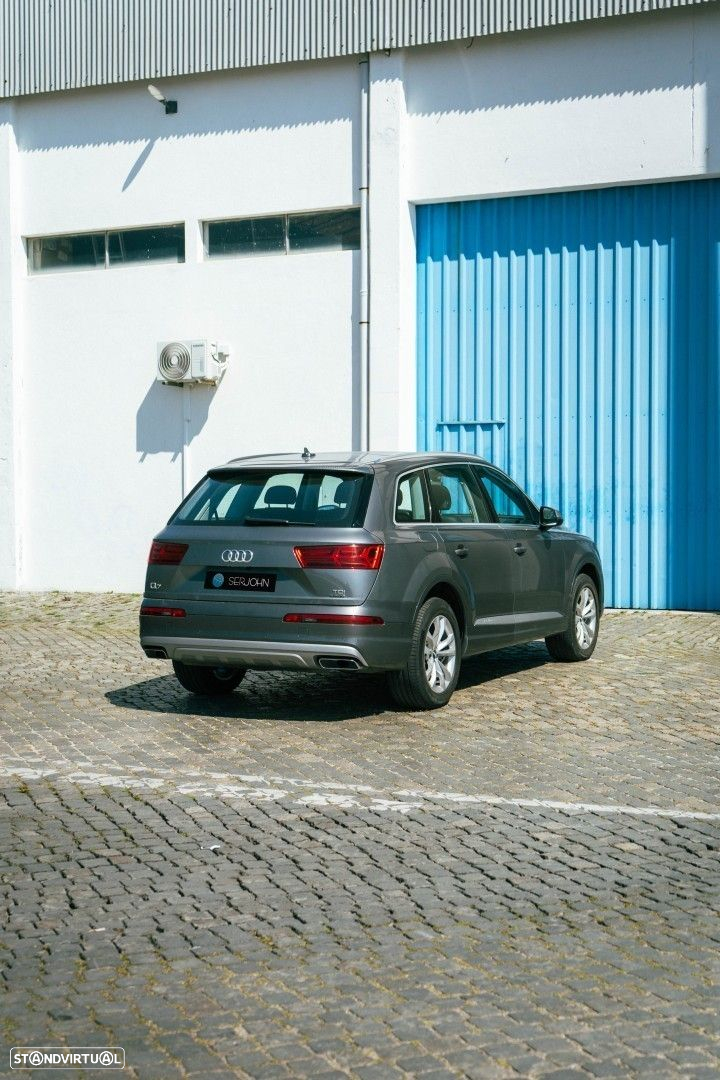 Audi Q7 3.0 TDI quattro tiptronic 7L - 6