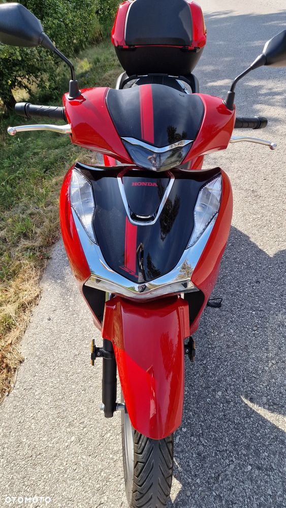 Honda SH - 16
