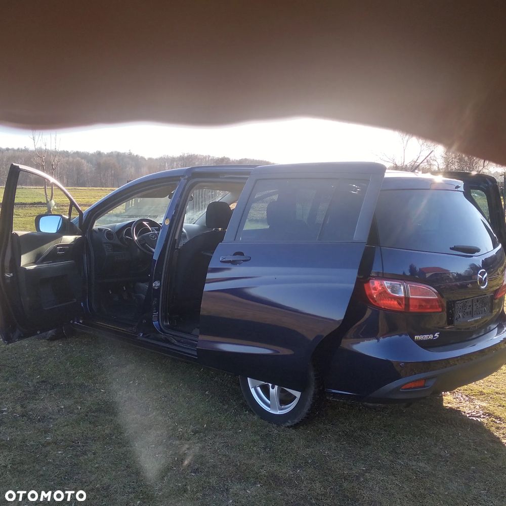 Mazda 5 - 6