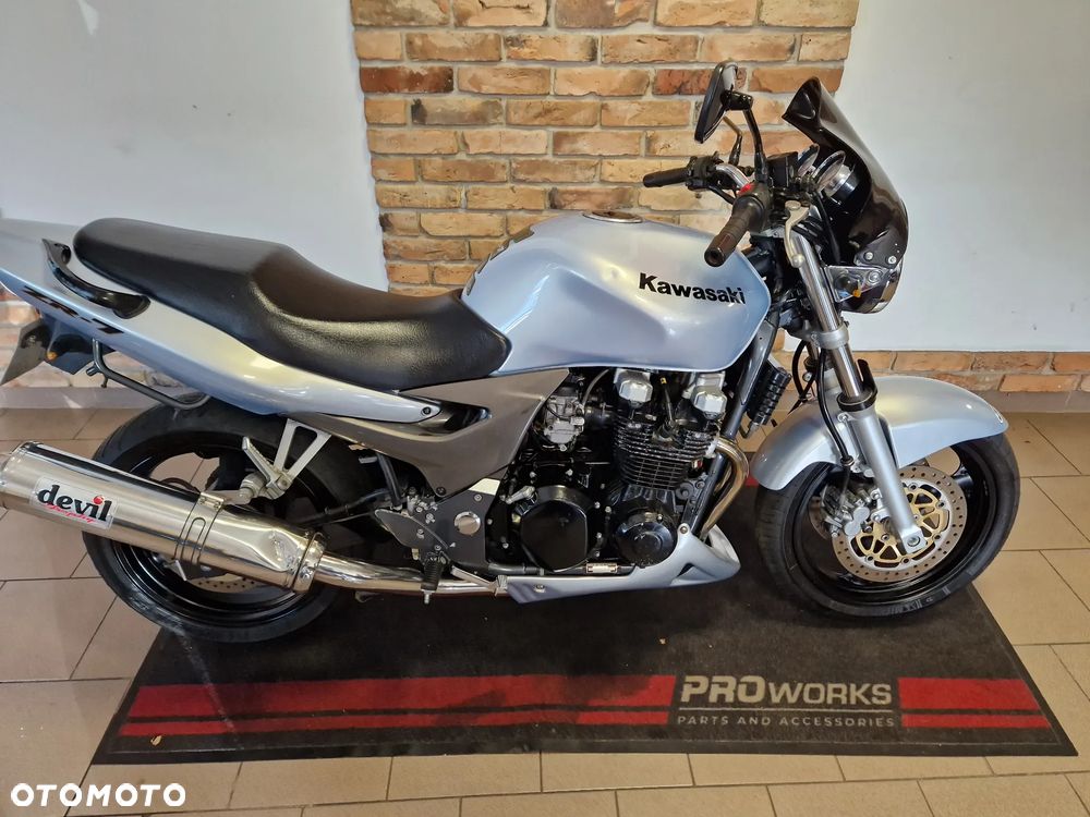 Kawasaki ZR - 4