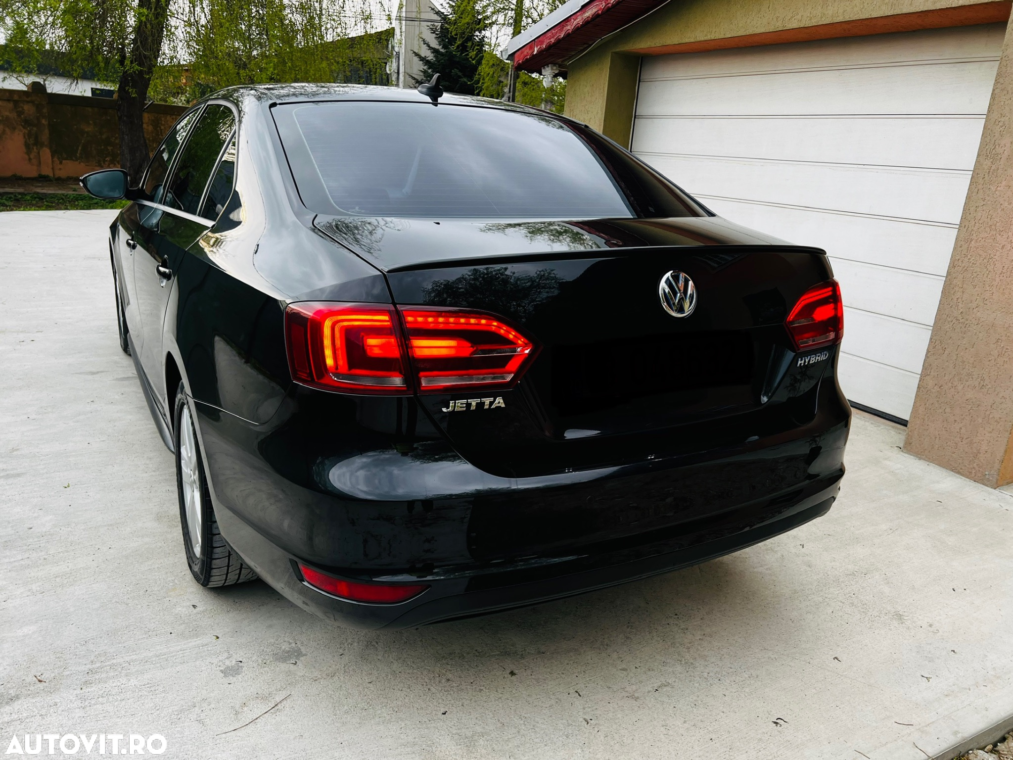 Volkswagen Jetta 1.4 Hybrid DSG Comfortline - 3
