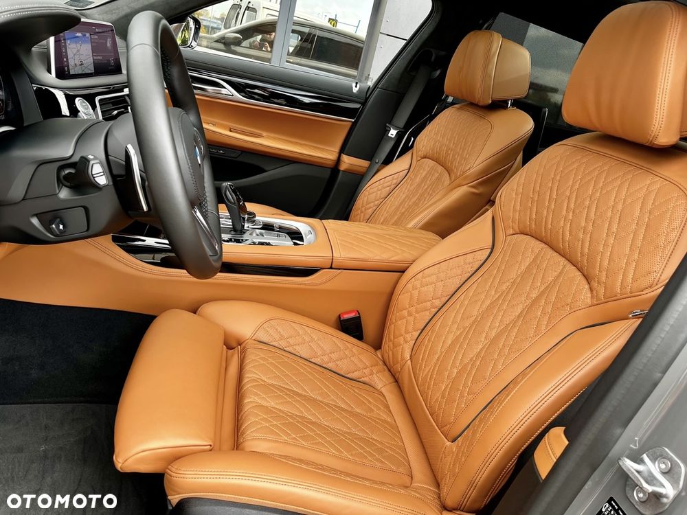 BMW Seria 7 - 22