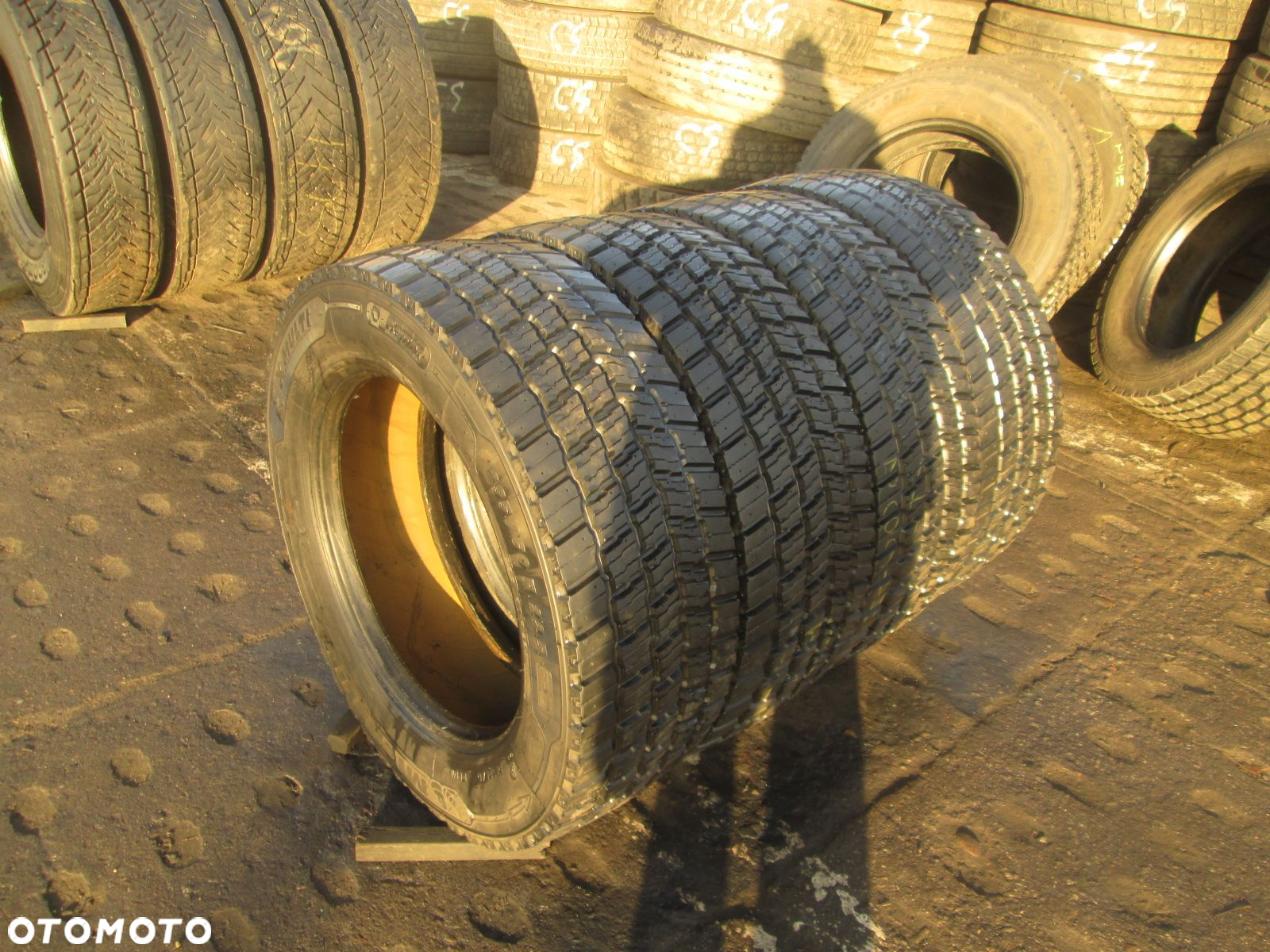Opony ciężarowe 295/60r22.5 Michelin X-MULTI D REMIX. Opony ciężarowe - 4