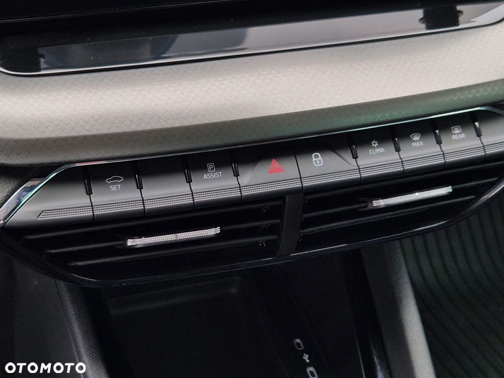 Skoda Octavia 1.5 TSI ACT Ambition - 12