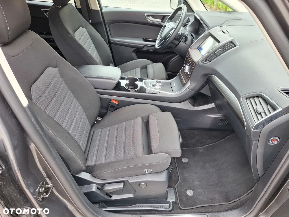Ford S-Max 2.0 EcoBlue Titanium - 26