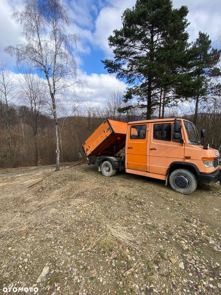 Mercedes-Benz 614 - 13