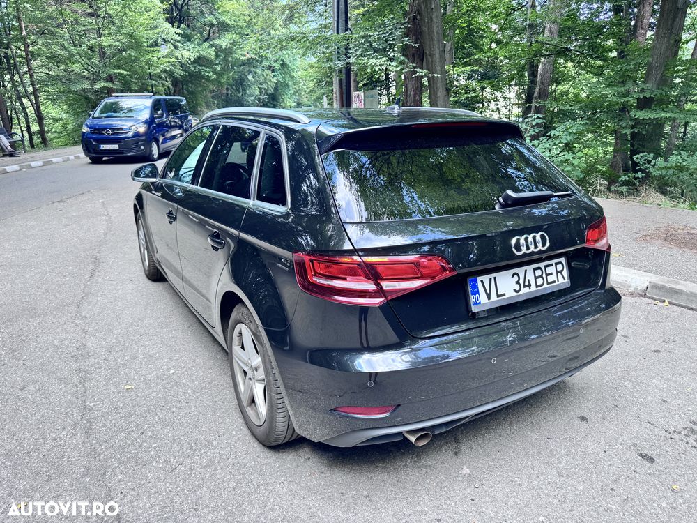 Audi A3 Sportback 1.6 TDI S tronic sport - 8