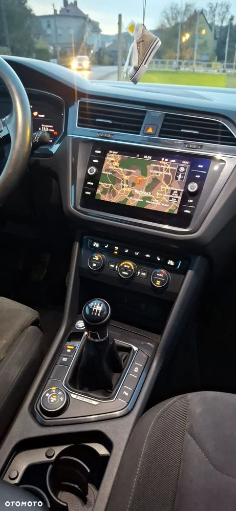 Volkswagen Tiguan 2.0 TDI BMT SCR Highline - 16