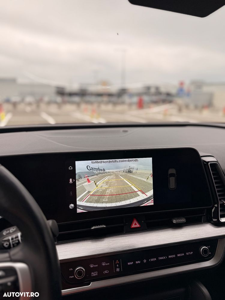 Kia Sportage 1.6 T-GDI MHEV 6MT 4x2 Business Line - 11